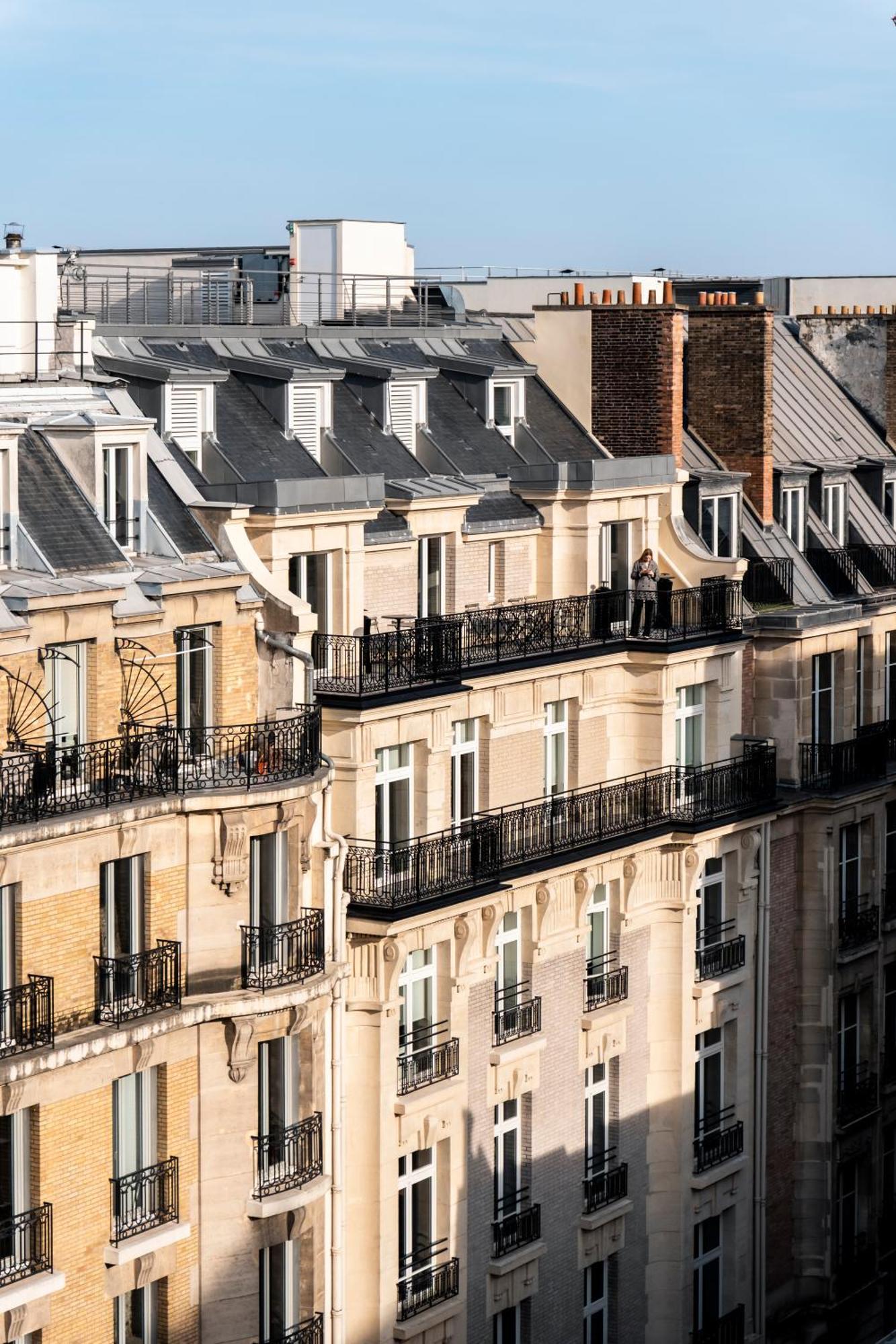 Grand Hotel Champs-Elysees Paris Exterior photo