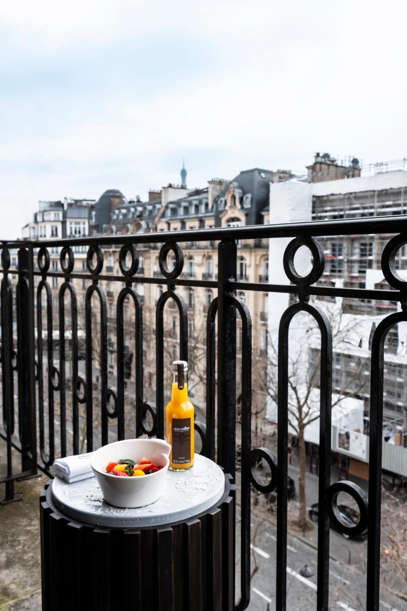 Grand Hotel Champs-Elysees Paris Exterior photo