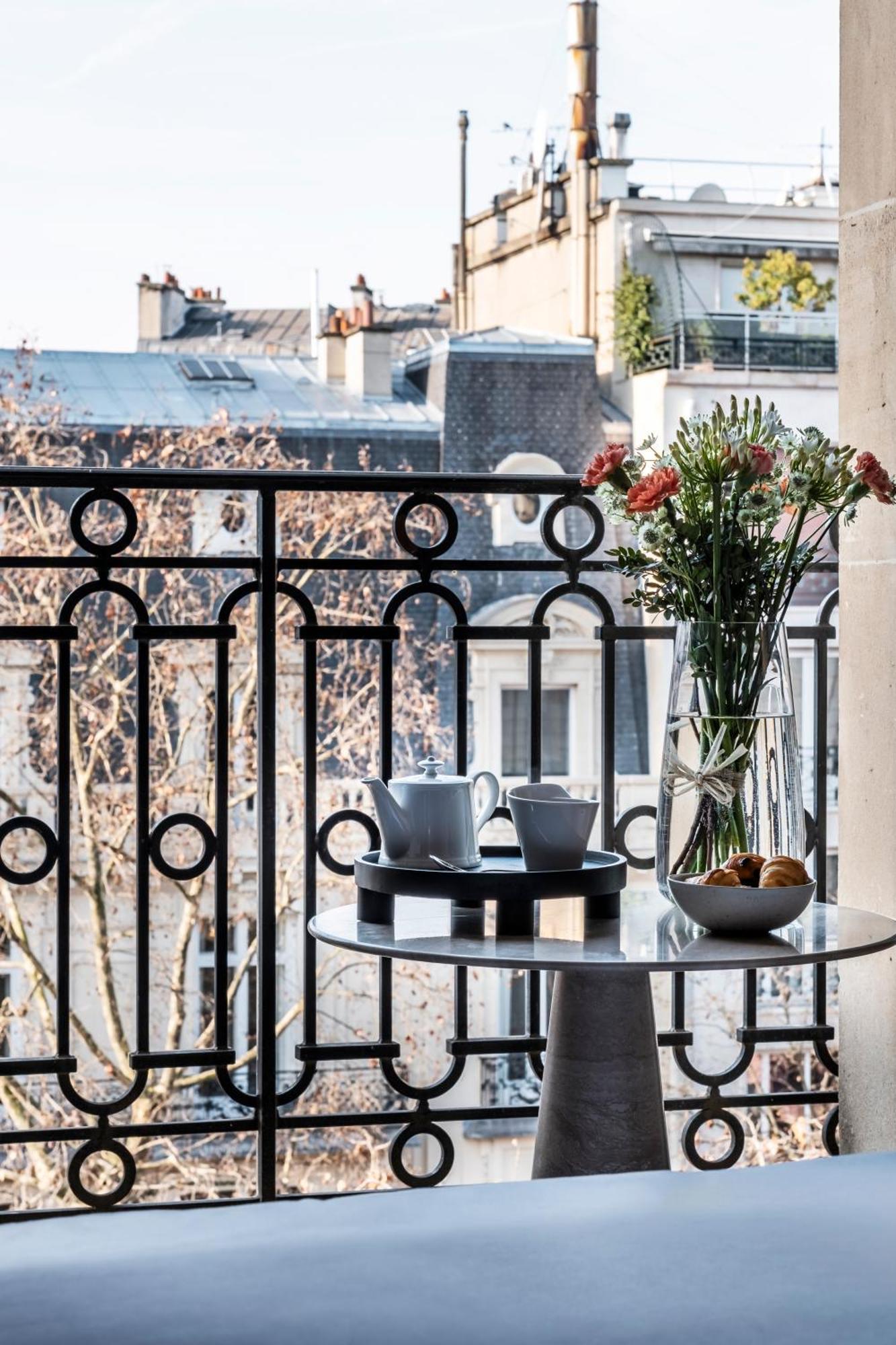 Grand Hotel Champs-Elysees Paris Exterior photo