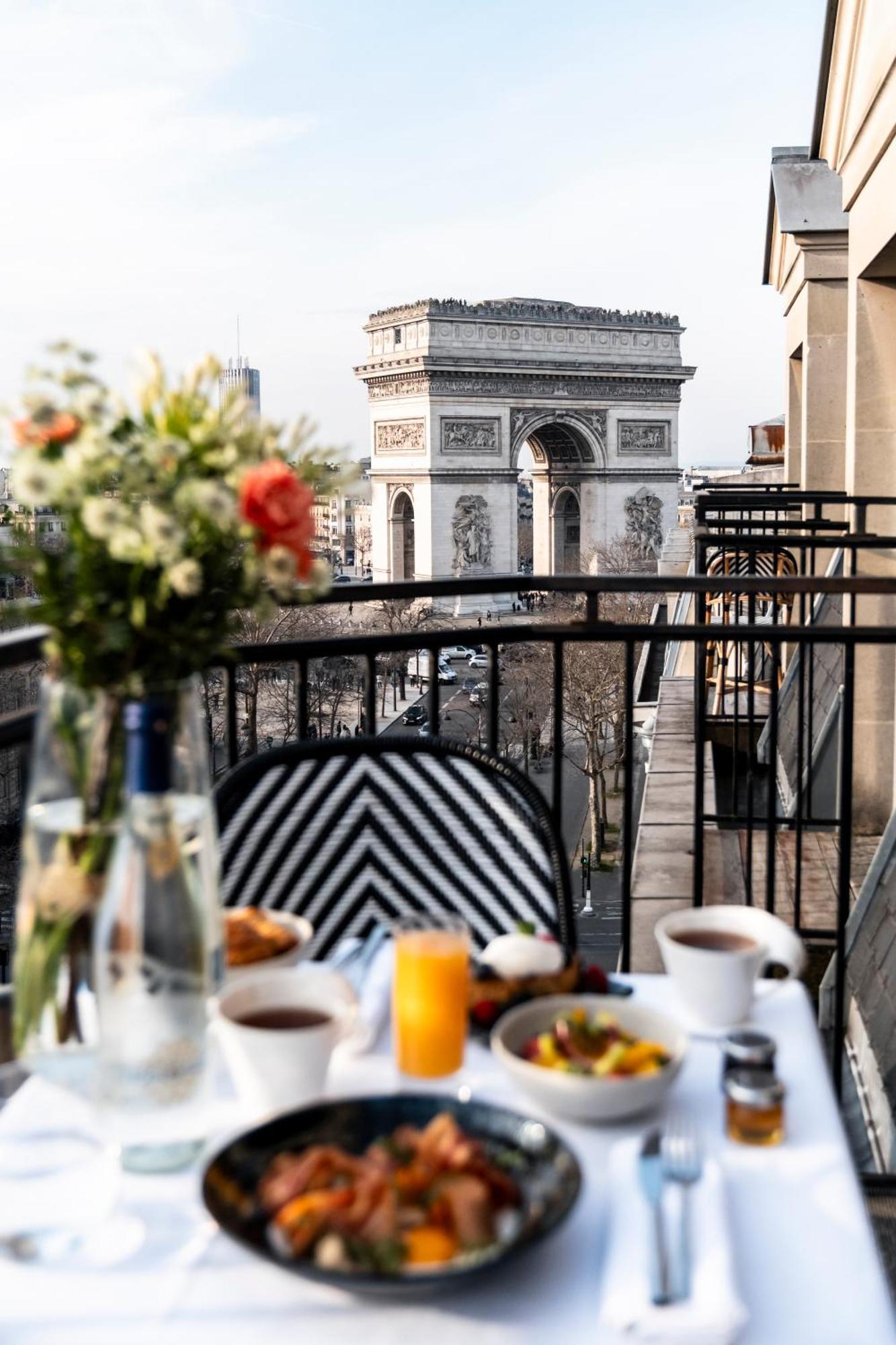 Grand Hotel Champs-Elysees Paris Exterior photo