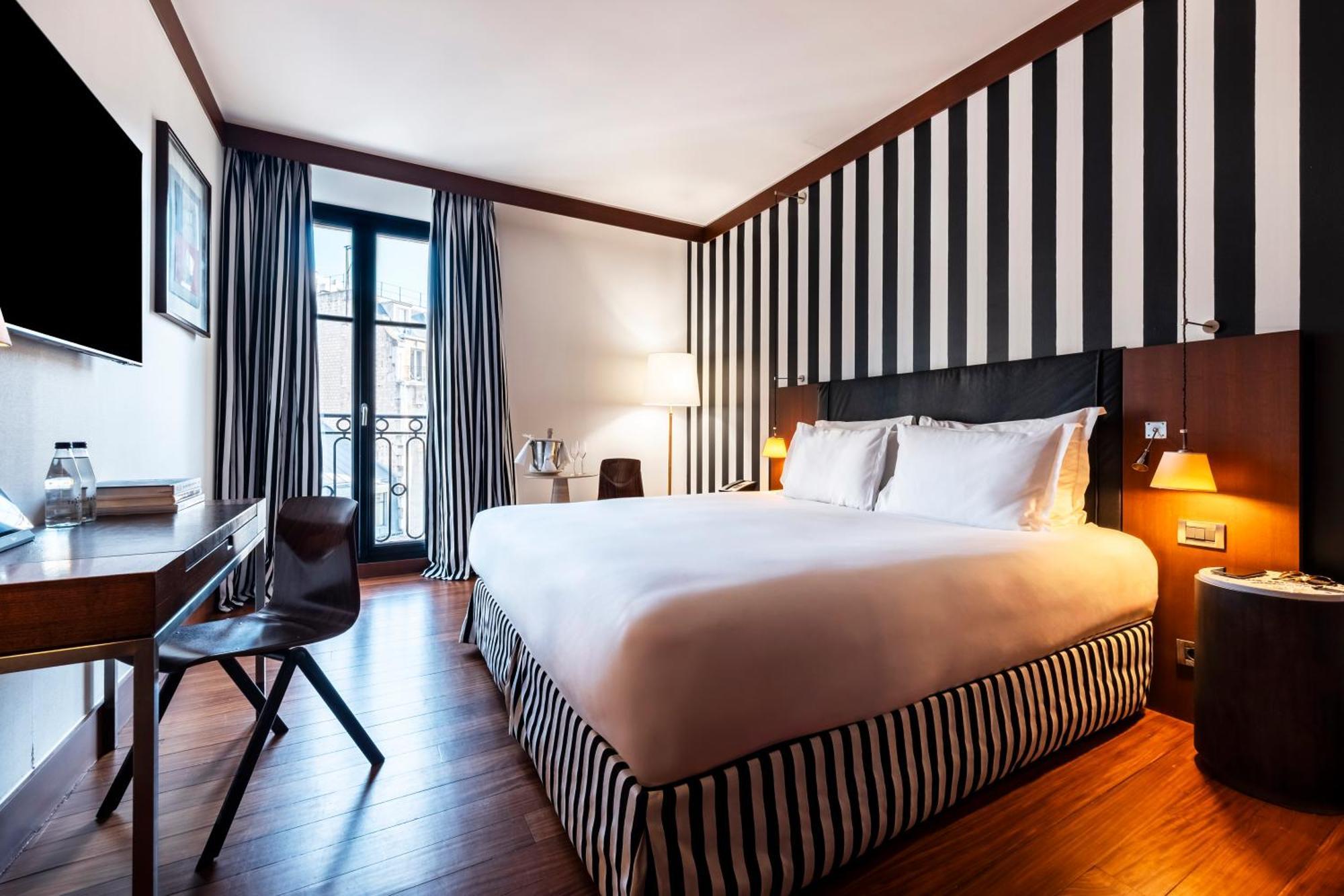 Grand Hotel Champs-Elysees Paris Exterior photo