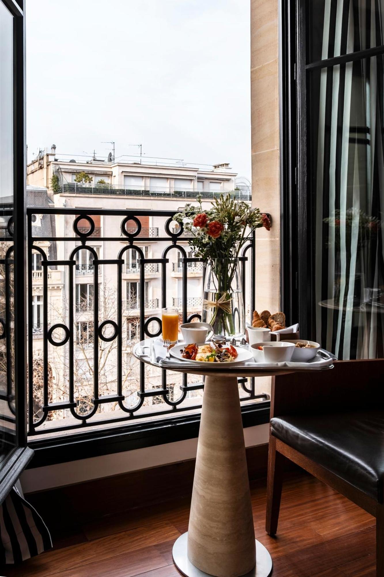 Grand Hotel Champs-Elysees Paris Exterior photo